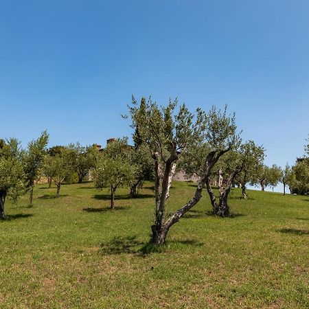 Il Casale Lonato - By Host4U Aparthotel Exterior photo
