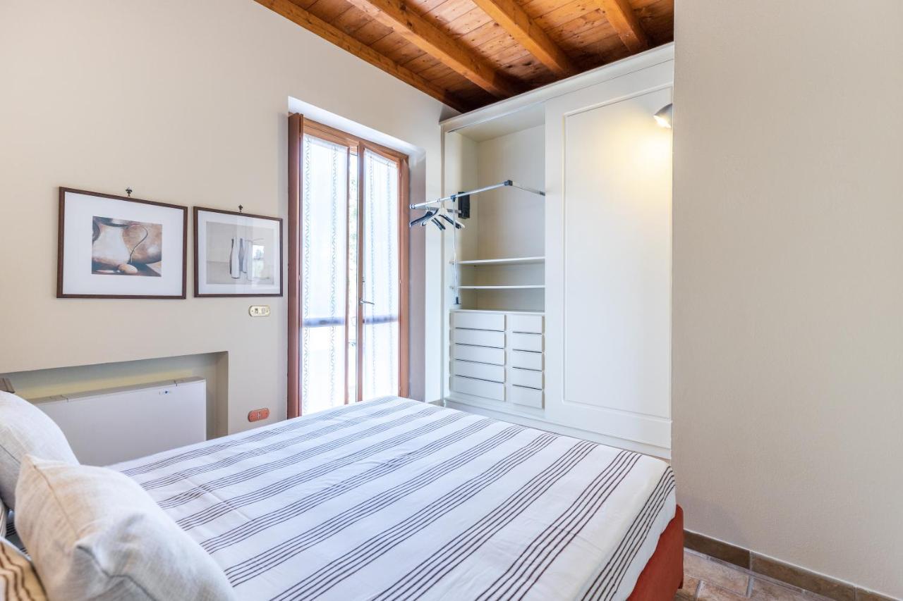 Il Casale Lonato - By Host4U Aparthotel Exterior photo