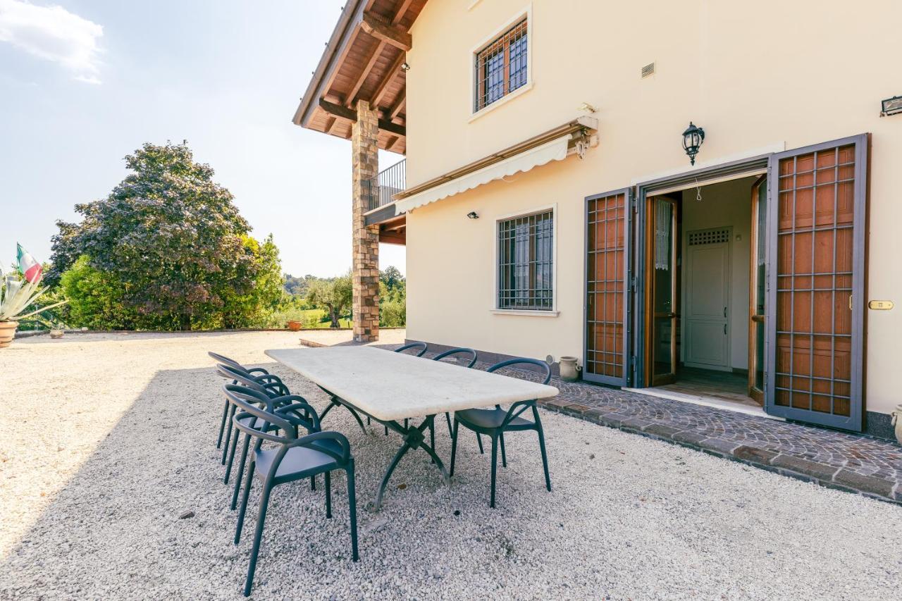 Il Casale Lonato - By Host4U Aparthotel Exterior photo